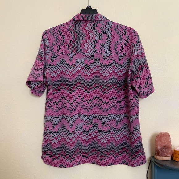Vintage DonnKenny chevron short sleeve button up - Picture 5 of 5